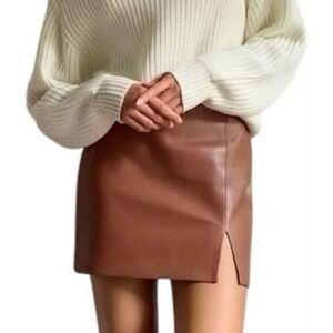 Wilfred Aritzia Vegan Leather Mini Skirt Womens 4 Brown Front Slit Academia New